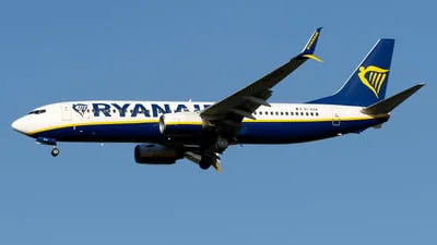 Ryanair EI-EGA Boeing 737-8AS
