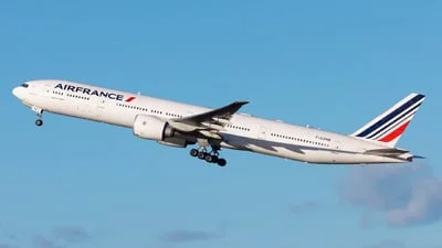Air France F-GZNB Boeing 777-328ER