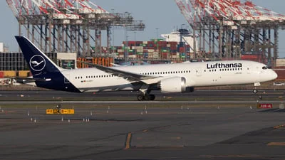 Lufthansa D-ABPD Boeing 787-9 Dreamliner