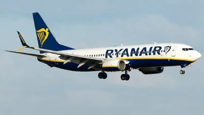 Ryanair EI-DLV Boeing 737-8AS