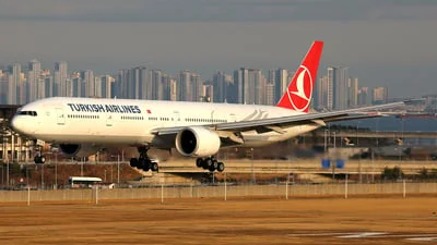 Turkish Airlines TC-LJJ Boeing 777-3F2ER