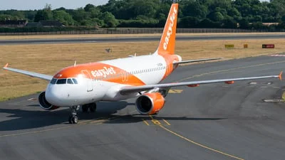 easyJet G-EZBW Airbus A319-111