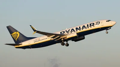 Ryanair EI-EKD Boeing 737-8AS