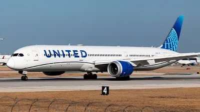 United Airlines N12012 Boeing 787-10 Dreamliner