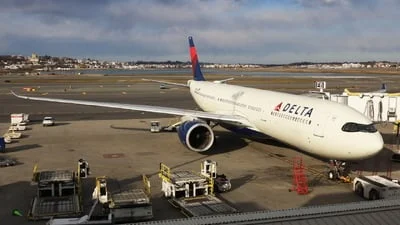 Delta Air Lines N418DX Airbus A330-941