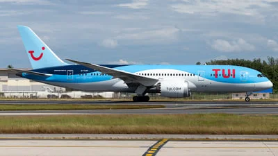TUI G-TUIH Boeing 787-8 Dreamliner