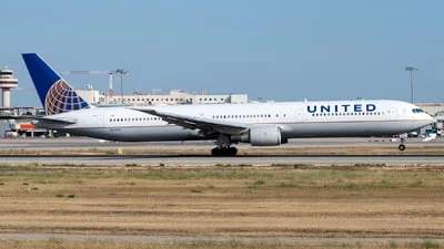 United Airlines N67052 Boeing 767-424(ER)