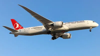 Turkish Airlines TC-LLY Boeing 787-9 Dreamliner