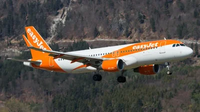 easyJet G-EJCV Airbus A320-214