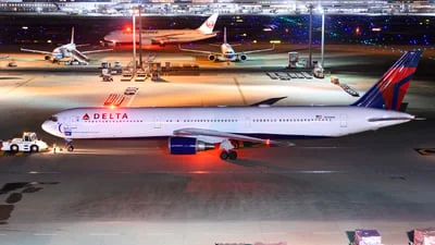 Delta Air Lines N841MH Boeing 767-432(ER)