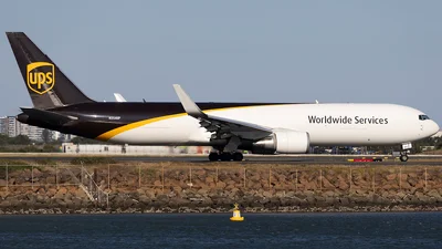 United Parcel Service (UPS) N354UP Boeing 767-34AF(ER)