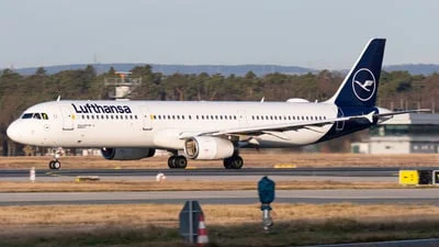 Lufthansa D-AIRW Airbus A321-131