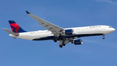 Delta Air Lines N811NW Airbus A330-323