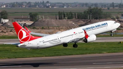 Turkish Airlines TC-LYC Boeing 737-9 MAX