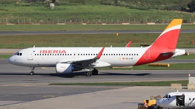 Iberia EC-LVD Airbus A320-216