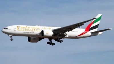 Emirates A6-EWD Boeing 777-21HLR