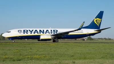 Ryanair EI-EMF Boeing 737-8AS