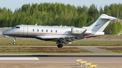 VistaJet 9H-VCY Bombardier BD-100-1A10 Challenger 350
