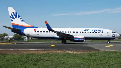 SunExpress TC-SPJ Boeing 737-82R