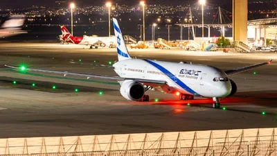 El Al Israel Airlines 4X-EDB Boeing 787-9 Dreamliner