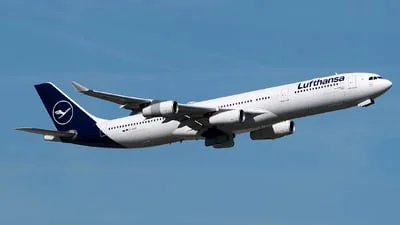Lufthansa D-AIGT Airbus A340-313X