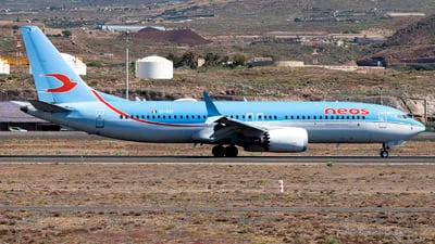 Neos EI-RZF Boeing 737-8 MAX