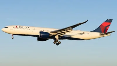 Delta Air Lines N435DX Airbus A330-941