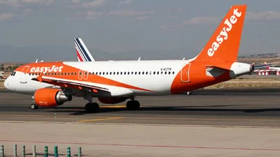 easyJet G-EZTR Airbus A320-214