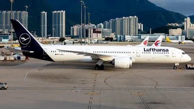 Lufthansa D-ABQB Boeing 787-9 Dreamliner