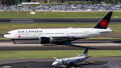 Air Canada C-FNND Boeing 777-233LR