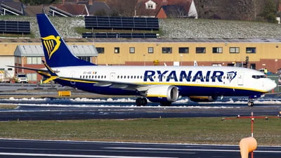 Ryanair EI-IGE Boeing 737-8-200 MAX