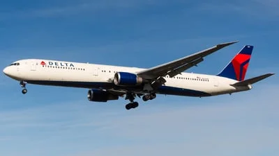 Delta Air Lines N832MH Boeing 767-432(ER)