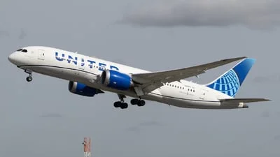 United Airlines N26906 Boeing 787-8 Dreamliner