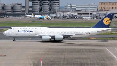 Lufthansa D-ABYR Boeing 747-830