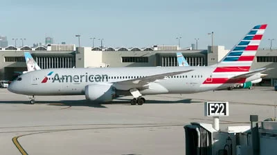 American Airlines N879BH Boeing 787-8 Dreamliner