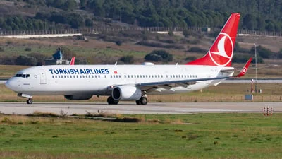 Turkish Airlines TC-JYJ Boeing 737-9F2ER