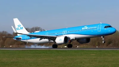 KLM Royal Dutch Airlines PH-AXM Airbus A321-252NX