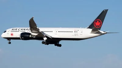 Air Canada C-FVNB Boeing 787-9 Dreamliner