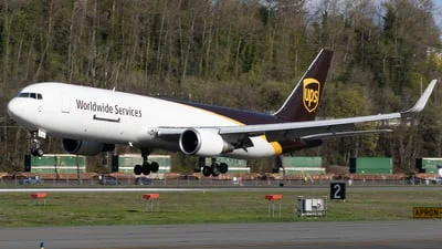 United Parcel Service (UPS) N302UP Boeing 767-34AF(ER)