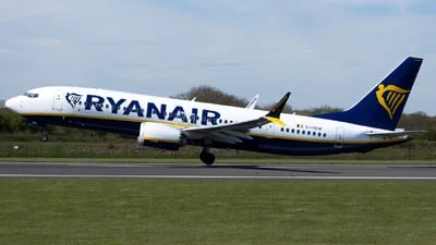 Ryanair EI-HEW Boeing 737-8-200 MAX