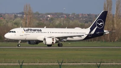 Lufthansa D-AIZQ Airbus A320-214