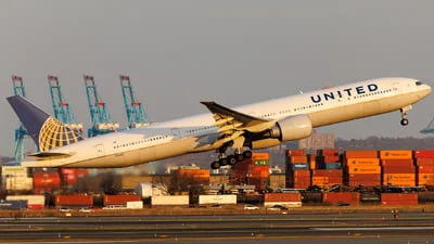 United Airlines N2645U Boeing 777-322ER