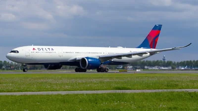 Delta Air Lines N416DX Airbus A330-941