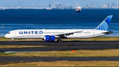 United Airlines N13014 Boeing 787-10 Dreamliner
