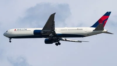 Delta Air Lines N839MH Boeing 767-432(ER)