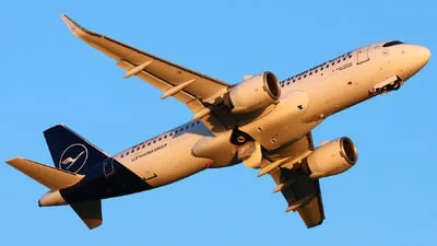 Lufthansa City Airlines D-AIID Airbus A320-251N