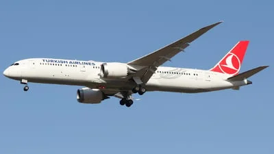 Turkish Airlines TC-LLH Boeing 787-9 Dreamliner