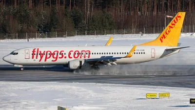 Pegasus Airlines TC-CRE Boeing 737-82R
