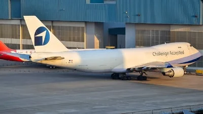 Challenge Airlines OE-LRI Boeing 747-409F(SCD)