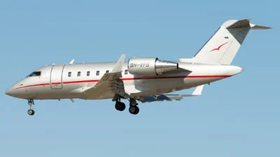 VistaJet 9H-VFS Bombardier CL-600-2B16 Challenger 605